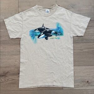 VINTAGE SeaWorld Orca T-Shirt
